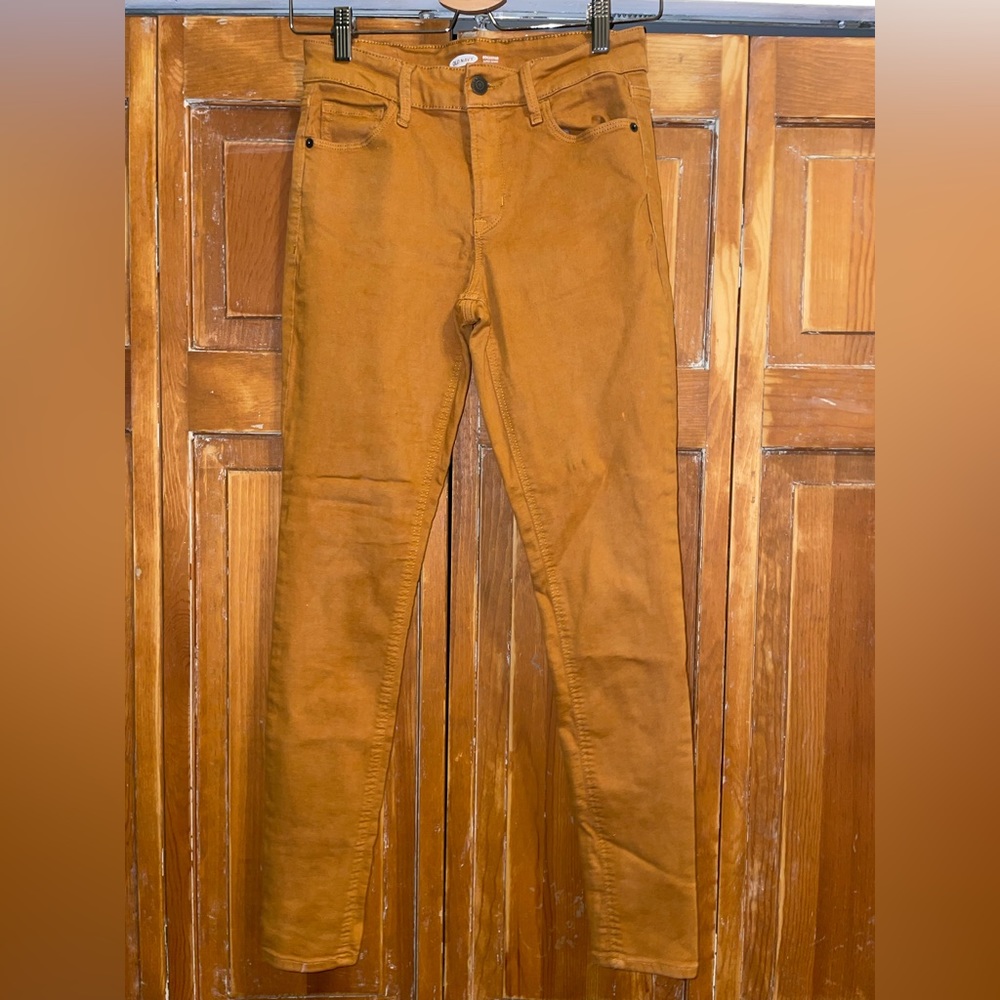 Old Navy Women's Skinny Jeans in Mustard